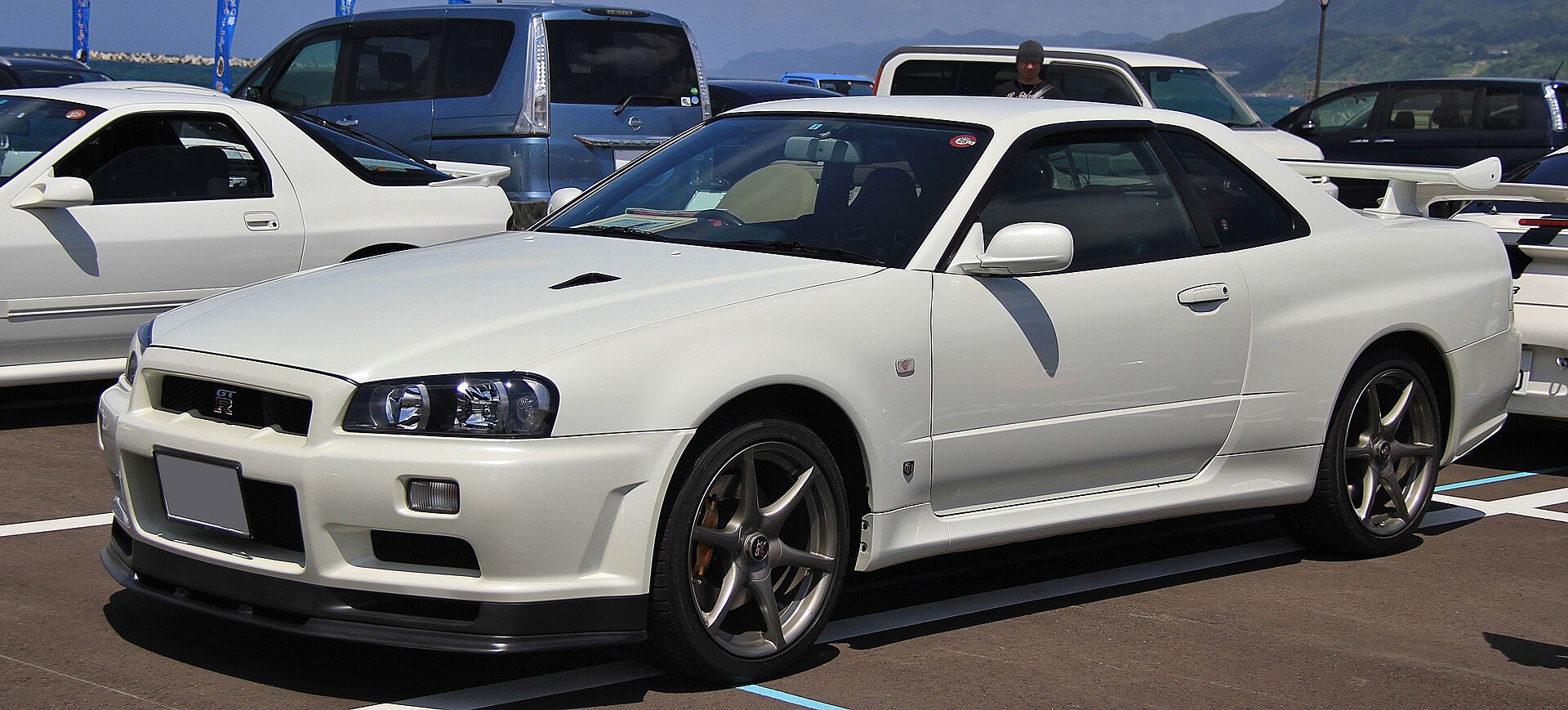 Nissan Skyline GT-R inspired classic demonstration vehicle